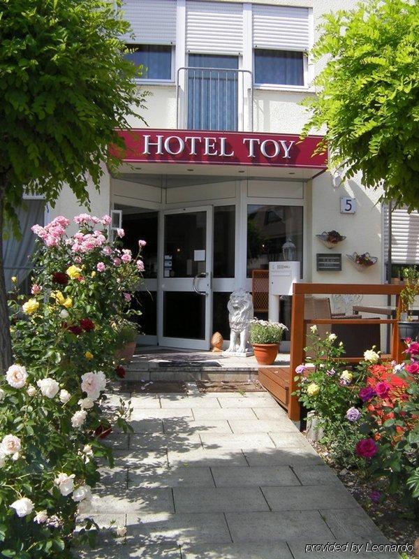 Hotel Toy Герлинген Экстерьер фото